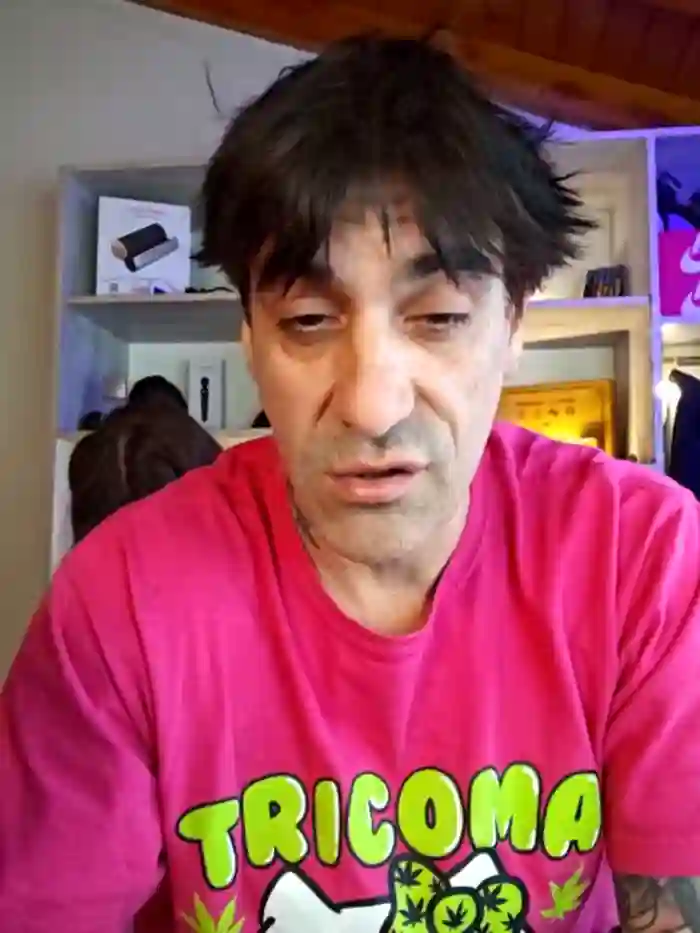 Elnonoykeila77
