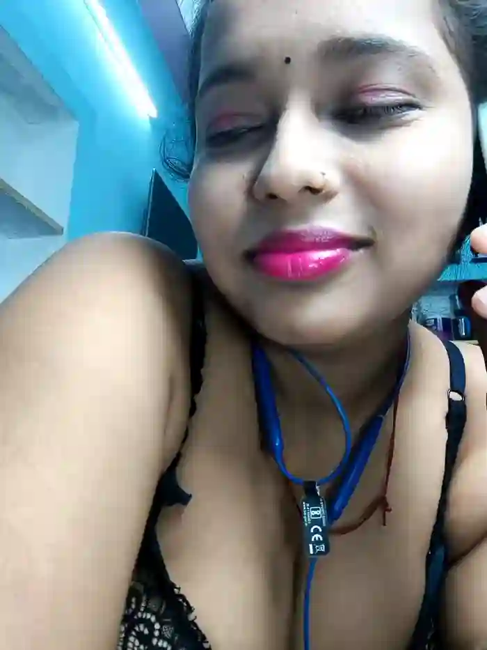 Sexy_Nelam