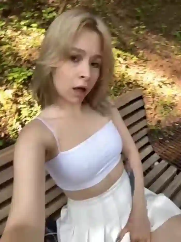 Cum_girlss