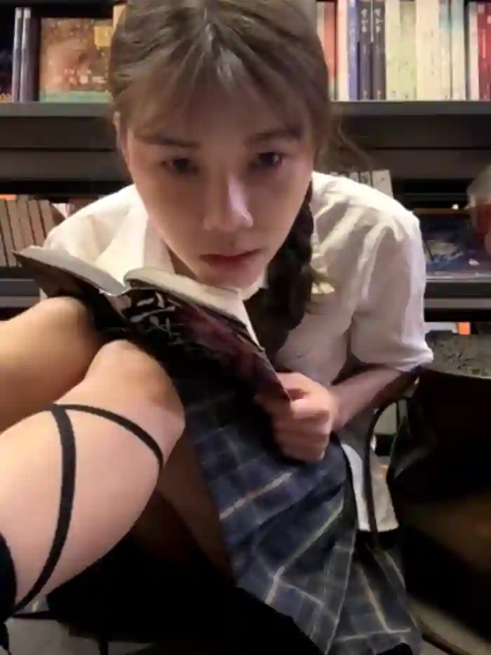 Adora188