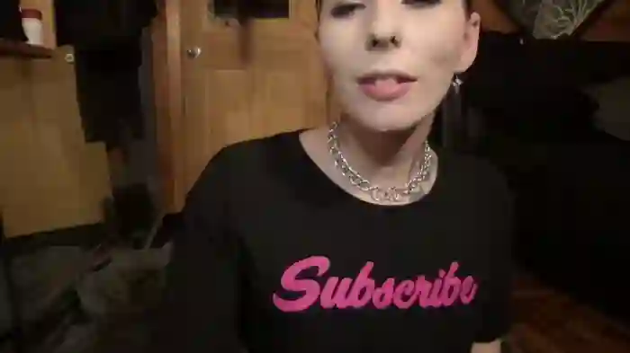 TeenyDoll