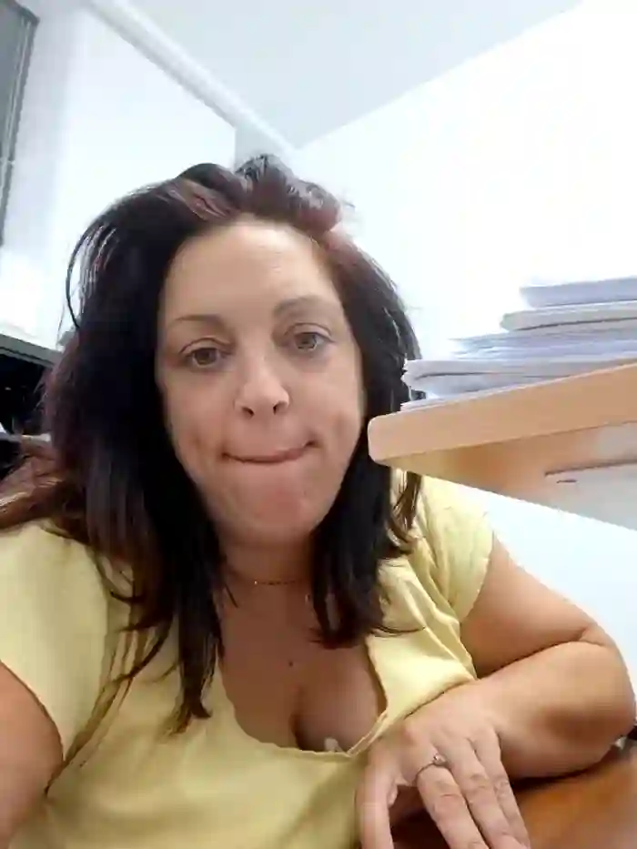 XSouthlondonNAUGHTYMILFXX