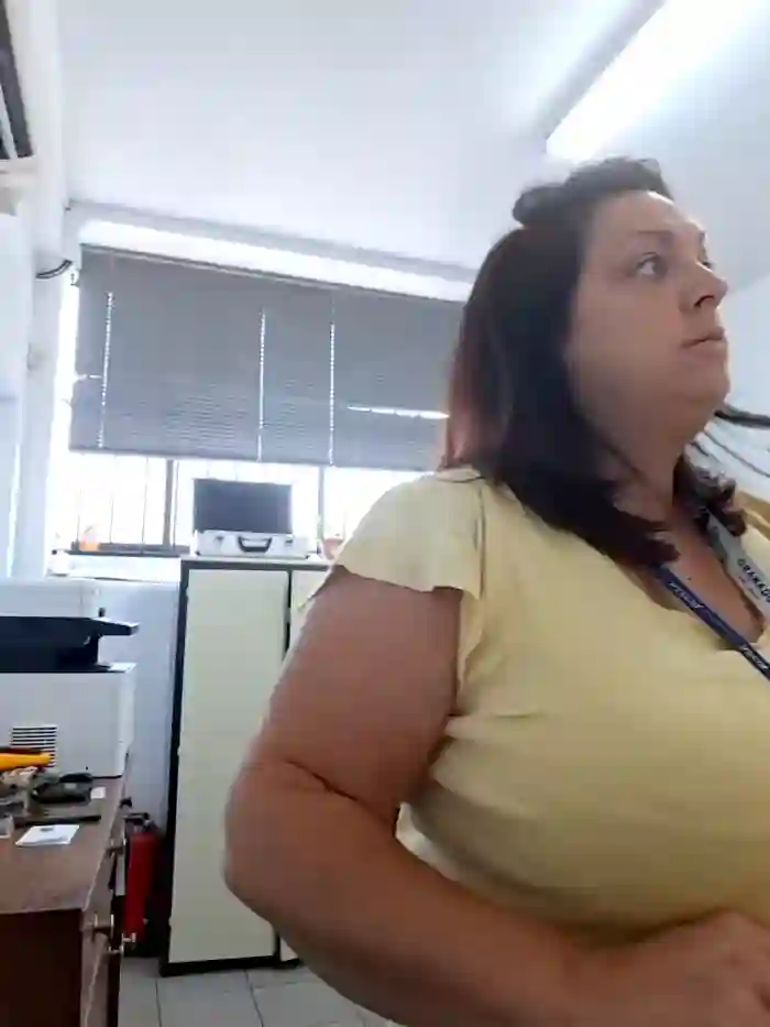 XSouthlondonNAUGHTYMILFXX