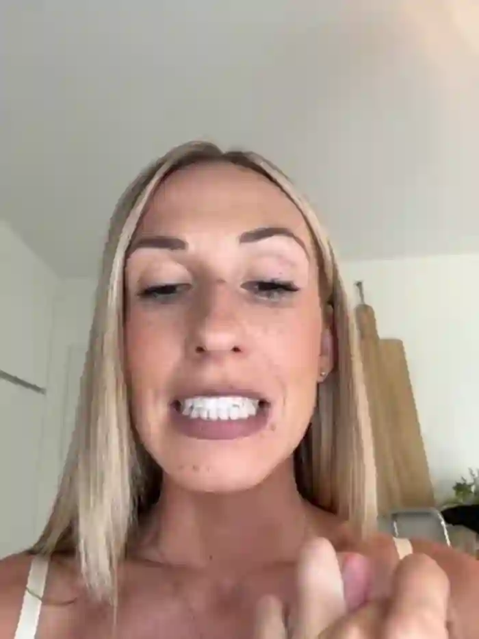 lola_tentatiion