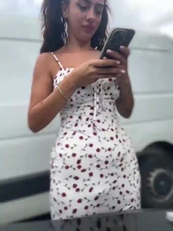 LaraVegas_