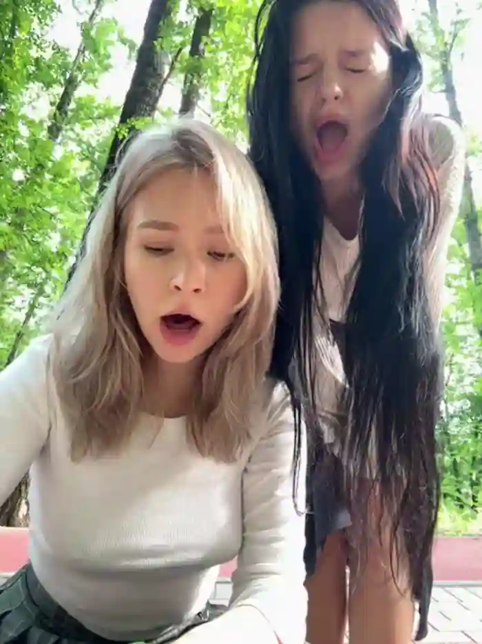 Cum_girlss