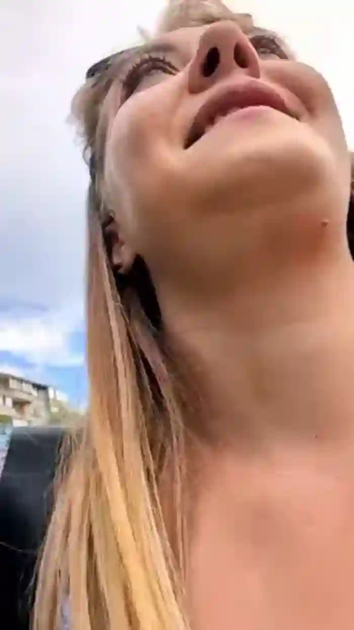 Risky_girl23