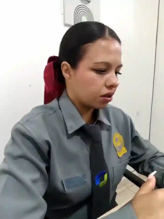 Ariana-07