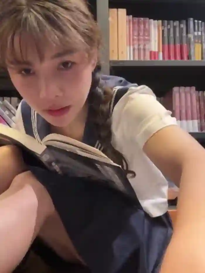 Adora188