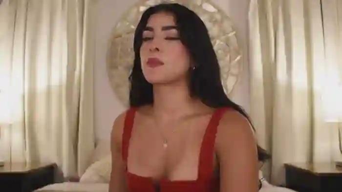 Antonellaparis_