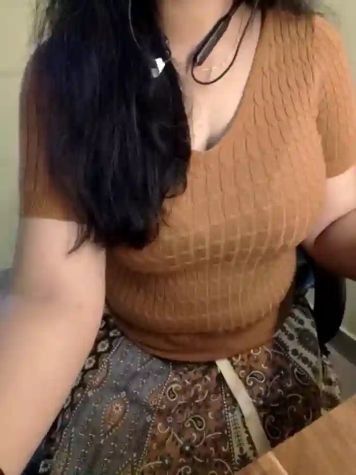 Mallu_MayaMadhav