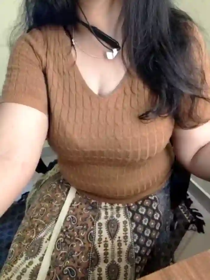 Mallu_MayaMadhav