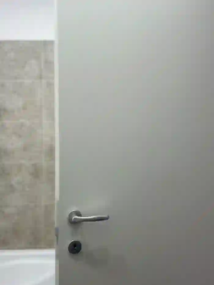 LaraVegas_