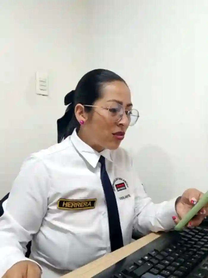 MARIANA-12_