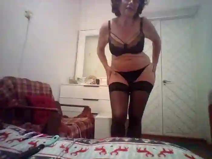 Julia54391