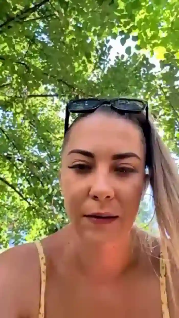 Risky_girl23