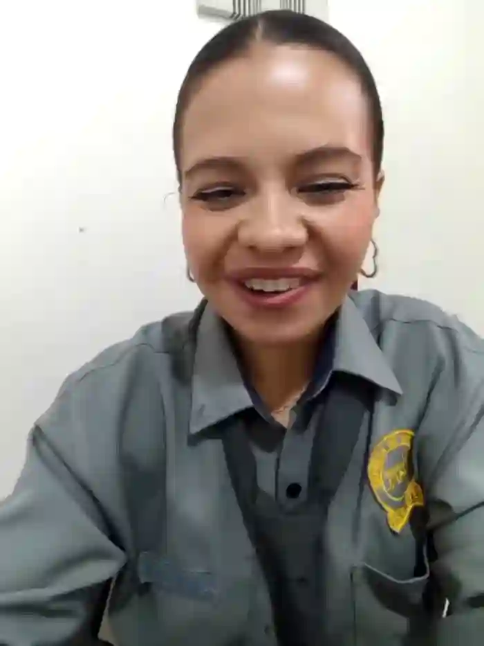 Ariana-07