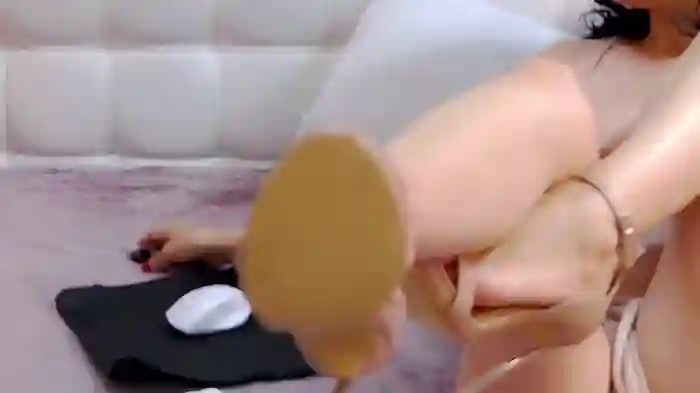 Asian_legs