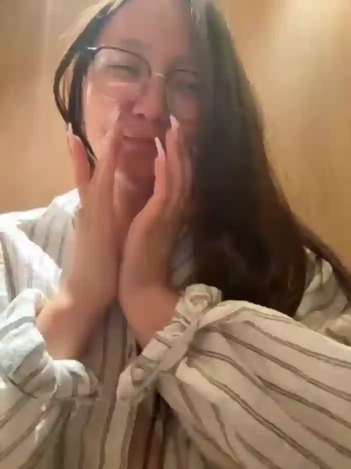 KissMeEva
