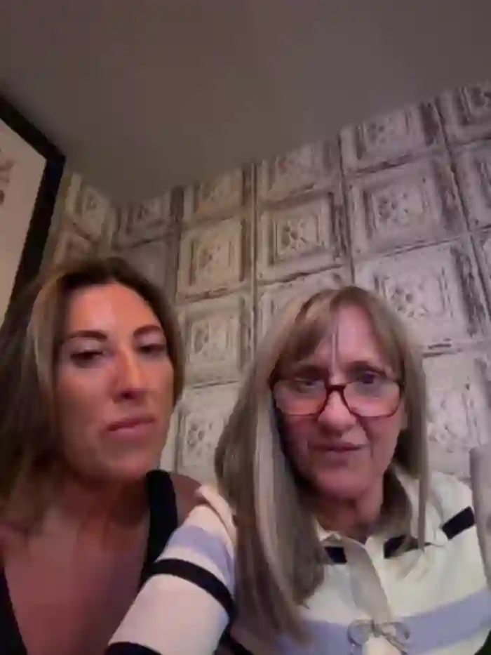 LILY-UK-MILF