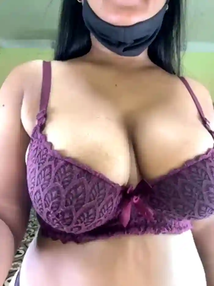 Hot-Diya21