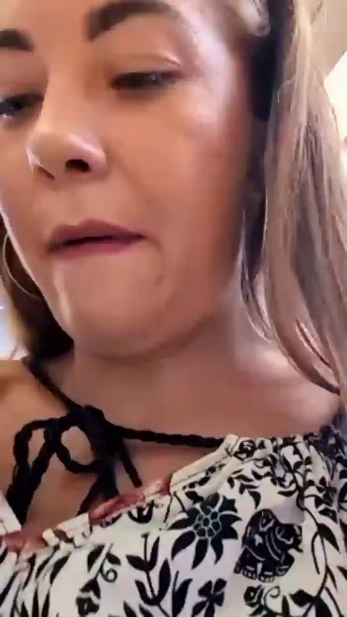 Risky_girl23