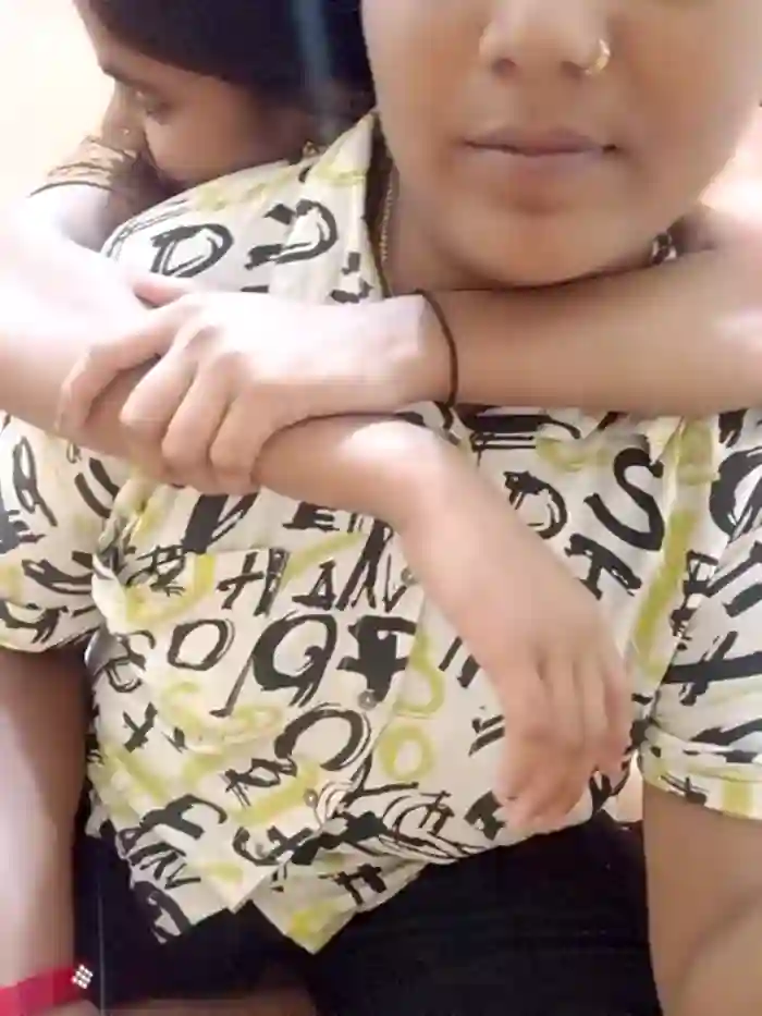 Unique_MomandDaughterr