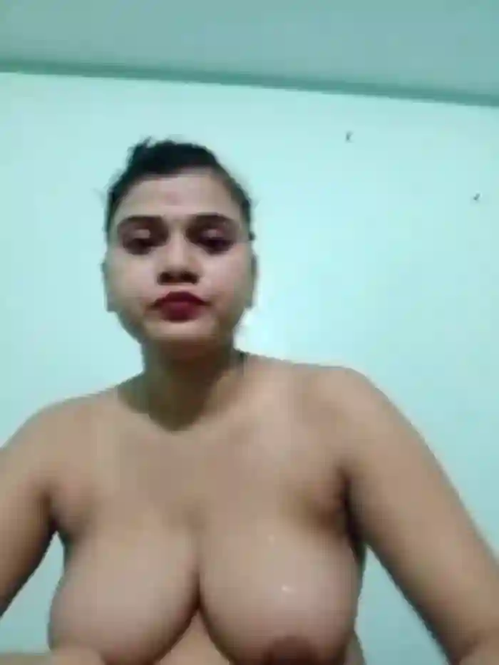 Kavya-Tiwari