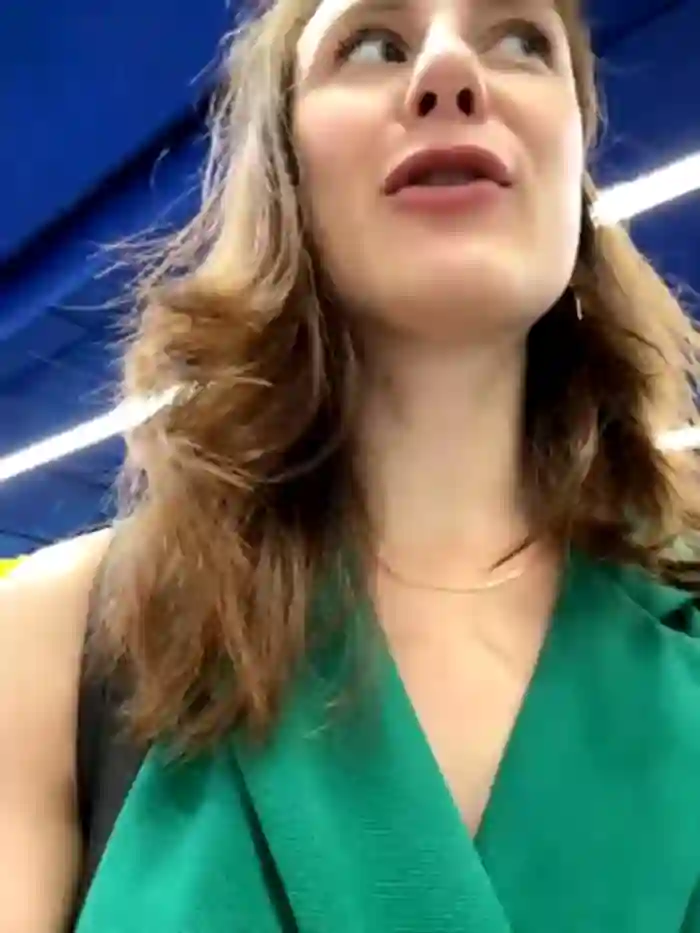Dina_Tease