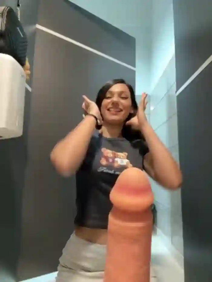 _MiaQueen_