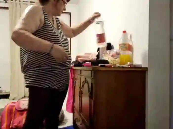 Samantha_Squirt@xh