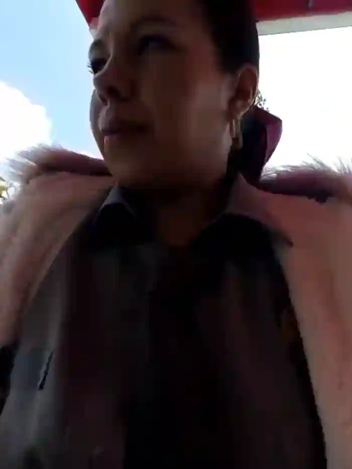 Ariana-07