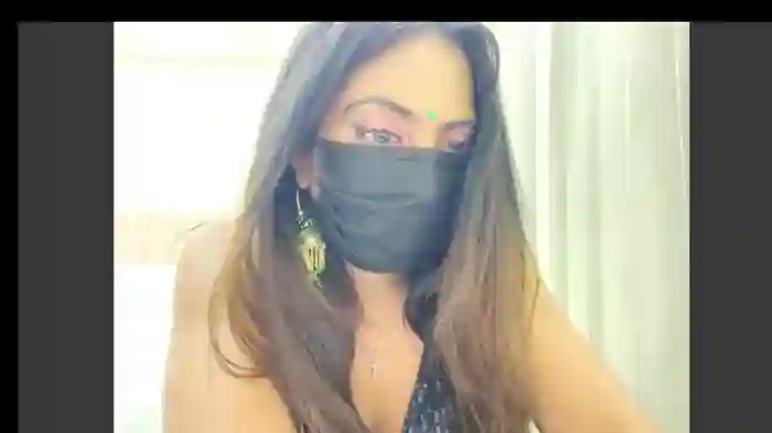 MonalisaDono18