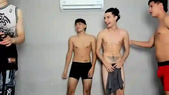 pelusos_mens