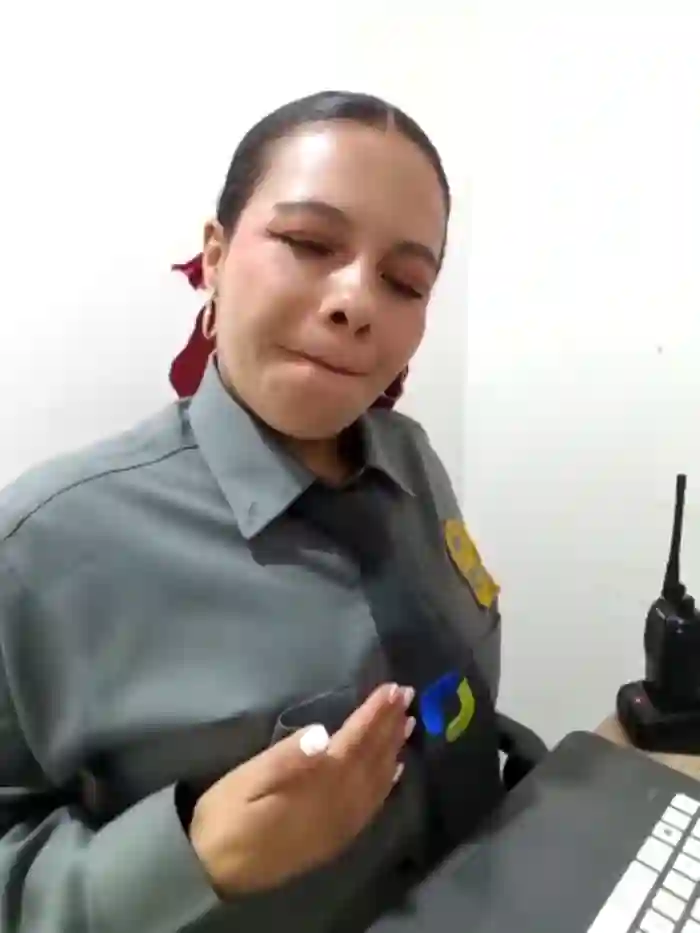 Ariana-07