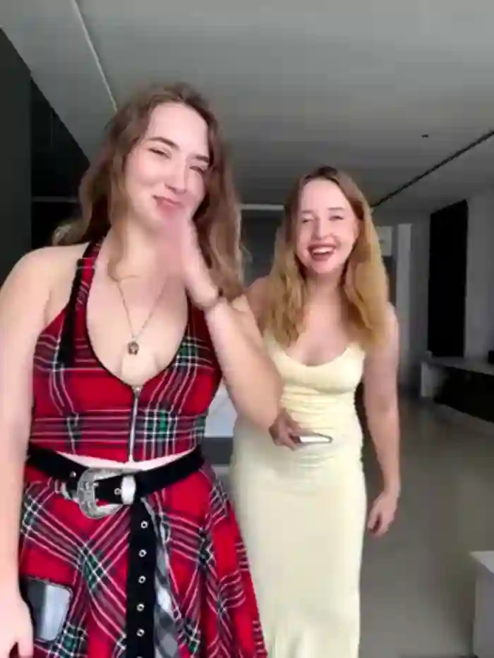 Nura_n_Sarah