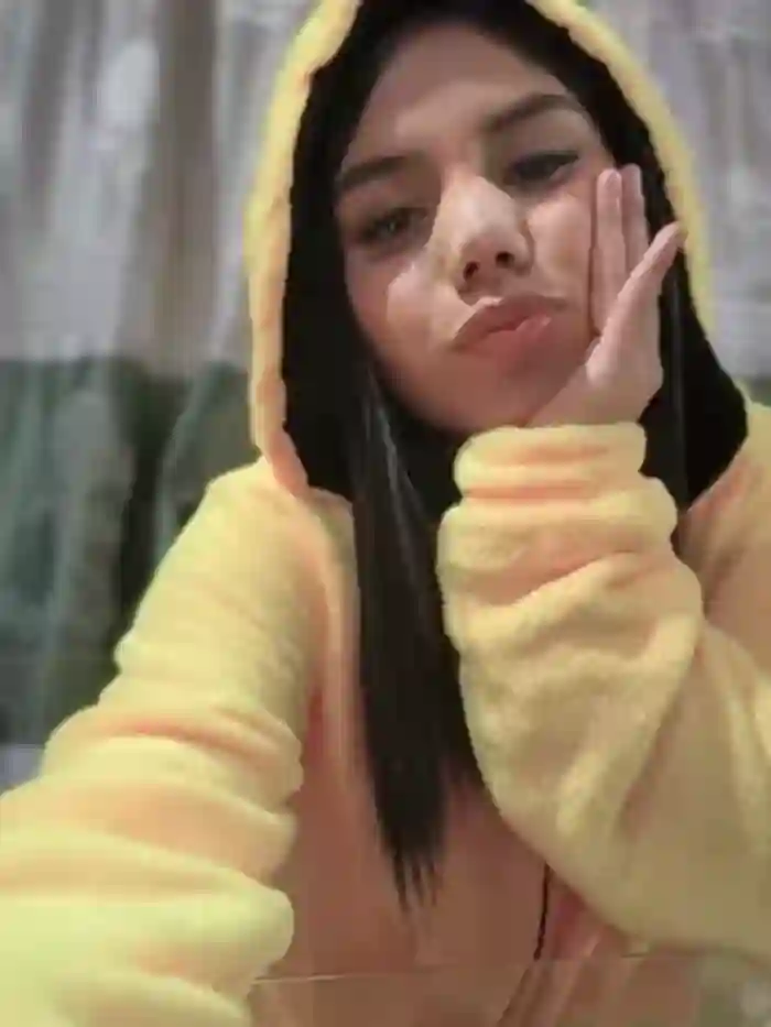 Laura-Khalifa