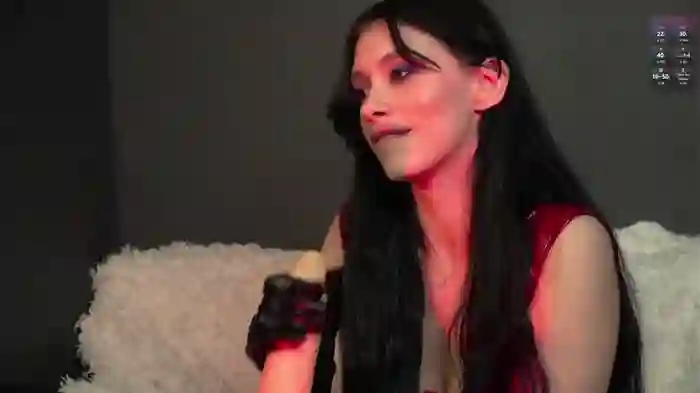 Olivia_Faye
