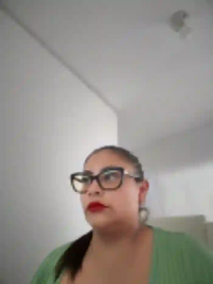Angie_e