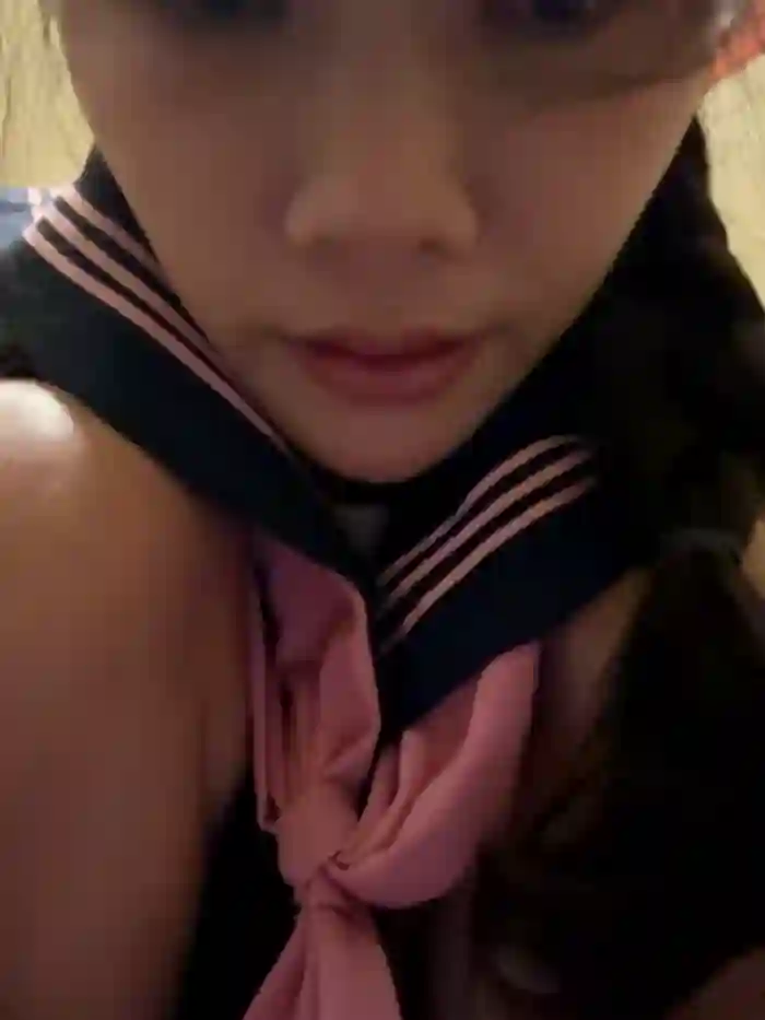Adora188