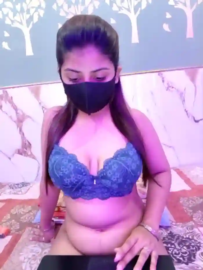Hot-Shivangi