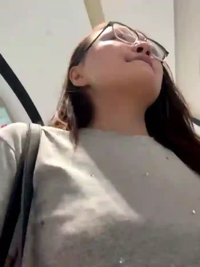 KissMeEva