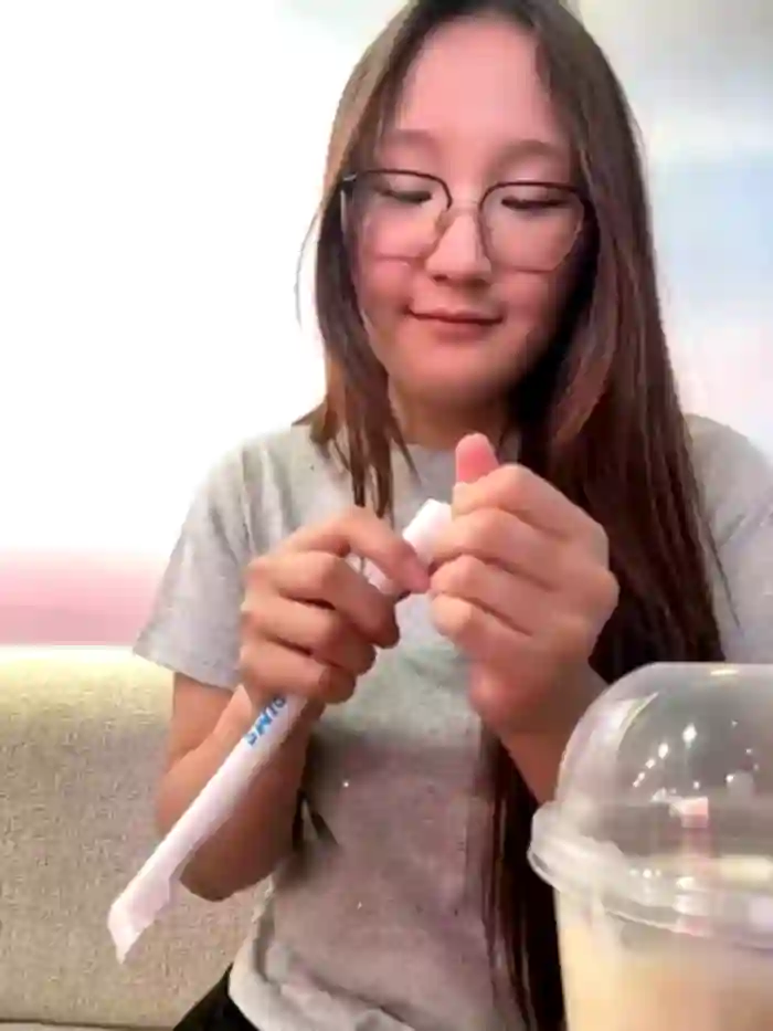 KissMeEva