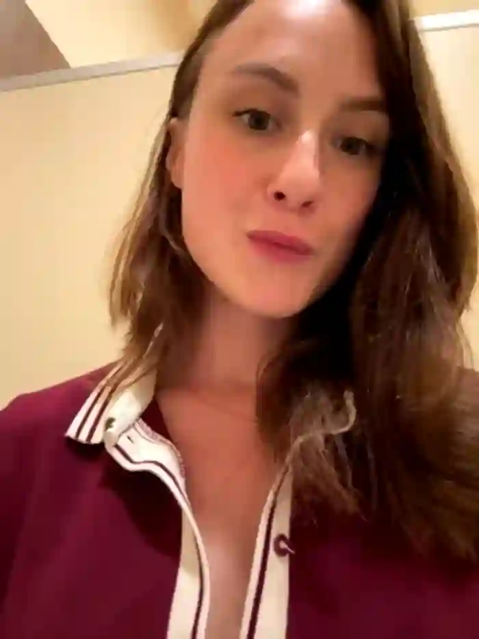 Dina_Tease