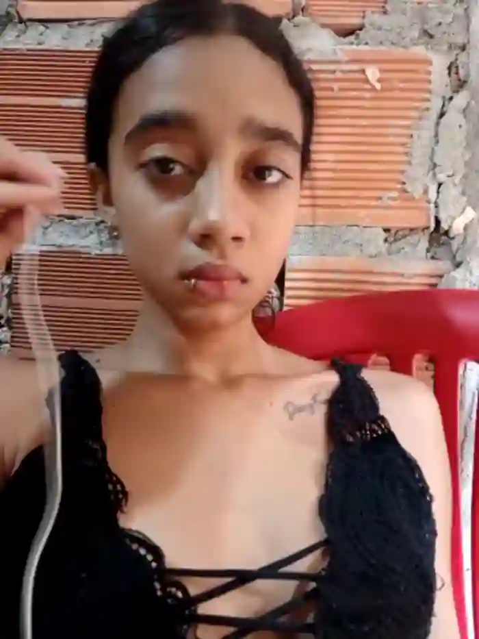 Zoe_Sweett18