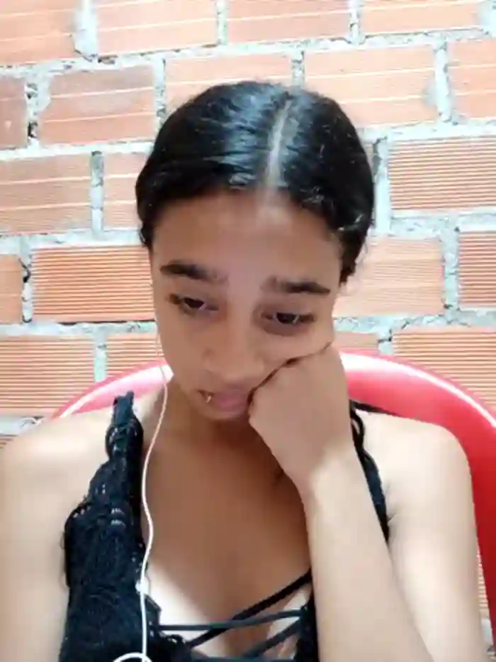 Zoe_Sweett18