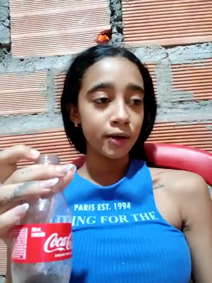 Zoe_Sweett18