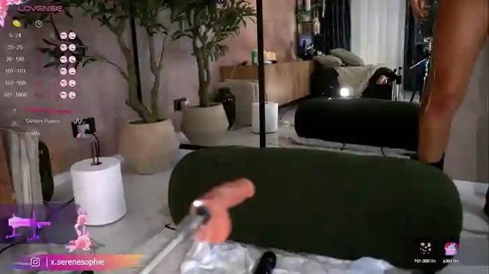 Serene_Sophiex