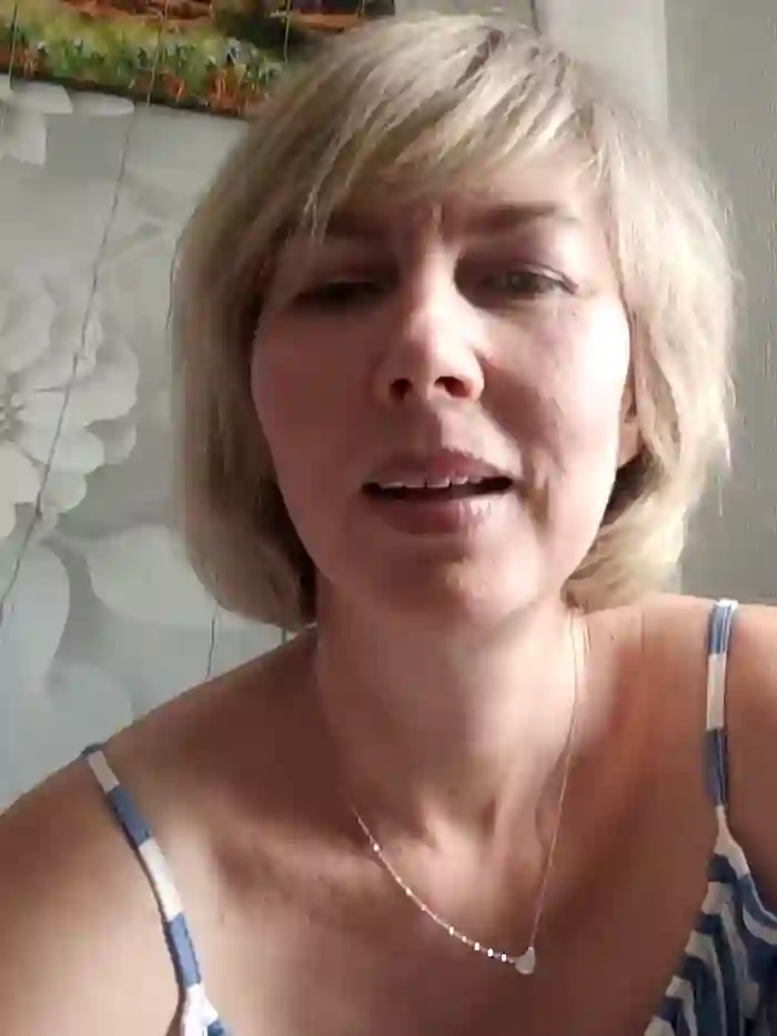 stellahere8