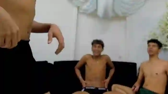 StrawwBoys